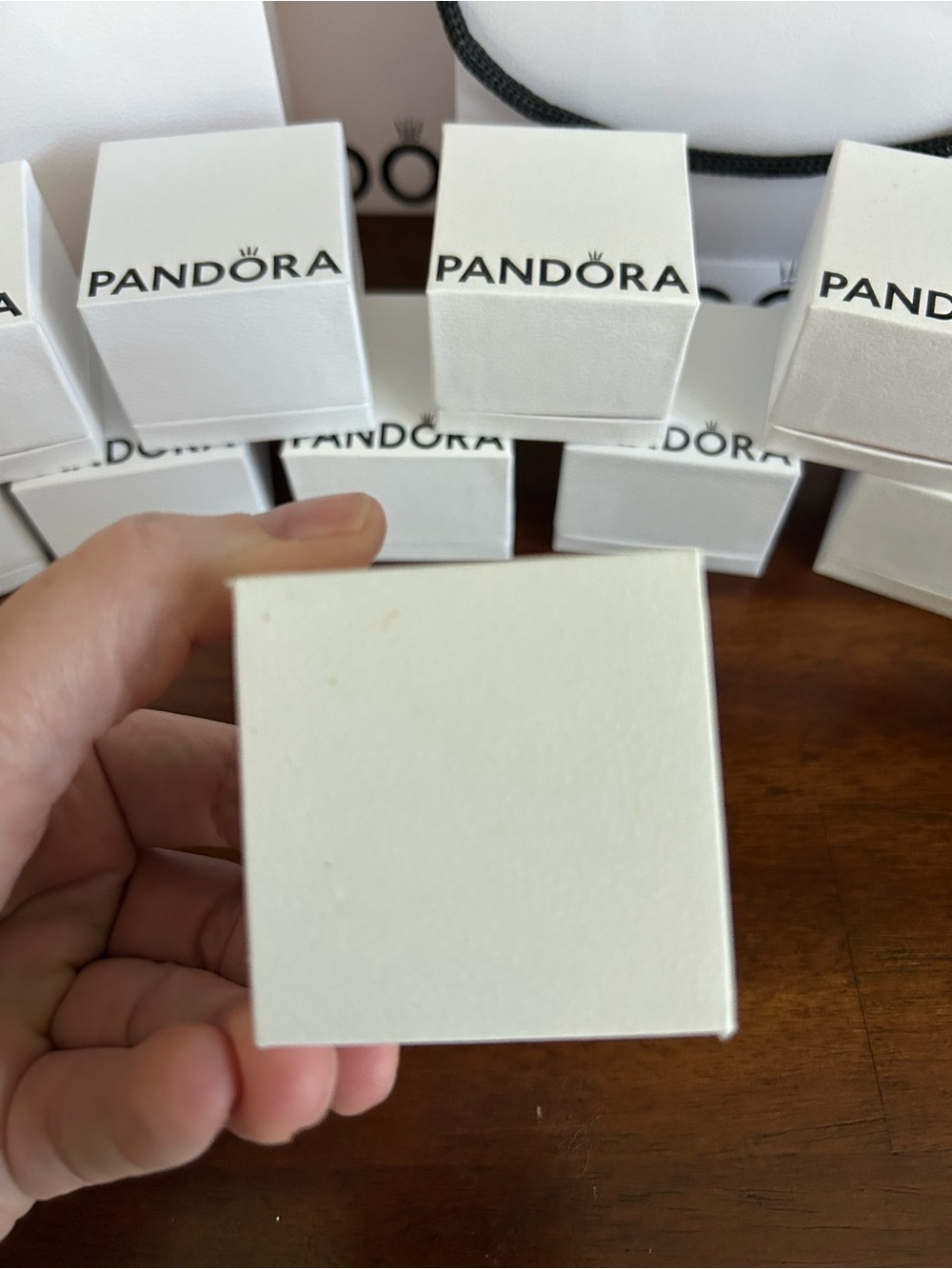 Pandora White and Pink Mini Gift Bags with Jewelry Boxes - Picture 7 of 11